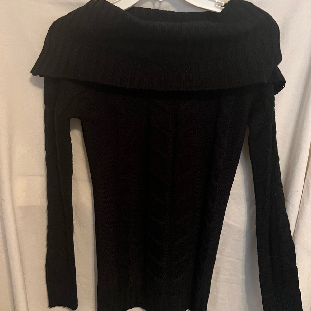 Size M sweater